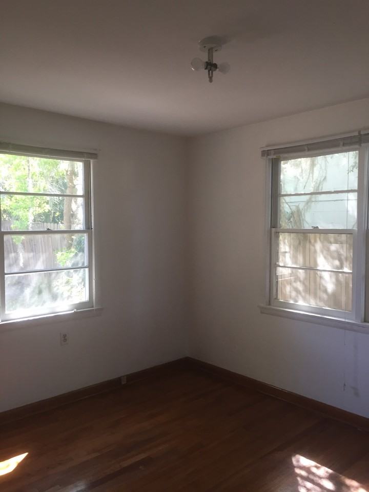 102 W Hendry St - Photo 3 of 4