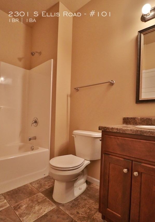 2301 S Ellis Rd - Photo 4 of 26