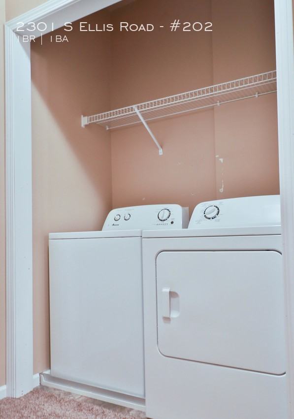 2301 S Ellis Rd - Photo 5 of 26