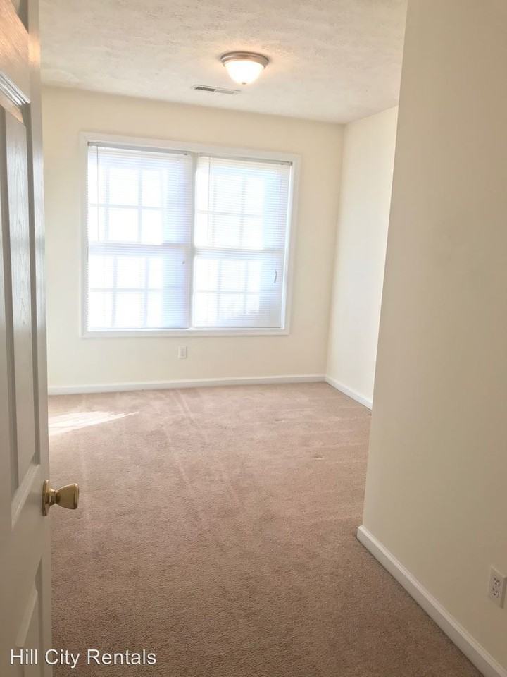 104 Willard Way - Photo 3 of 7