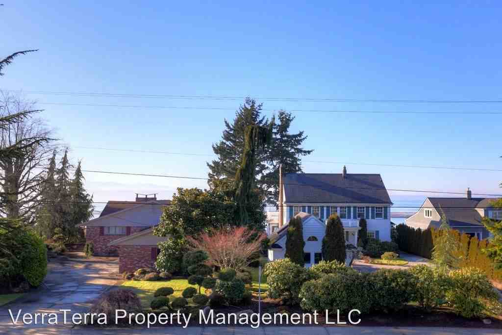 921 Grand Ave - Photo 3 of 29