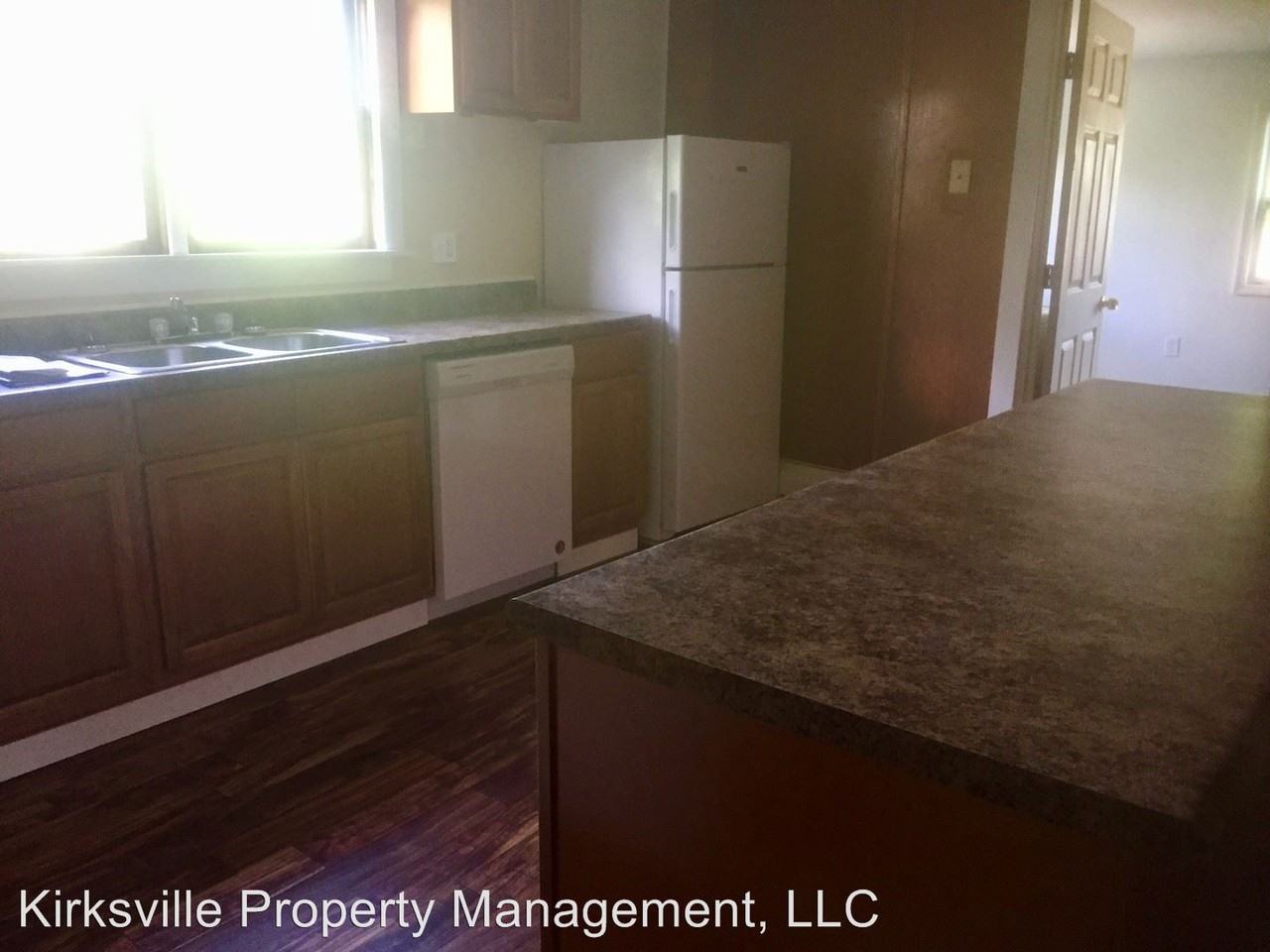 1102 S Boundary - Photo 3 of 15