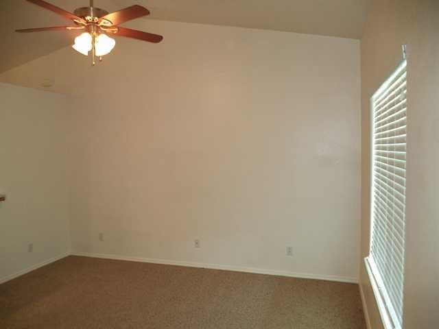 1141 N Pyrite Avenue - Photo 3 of 19