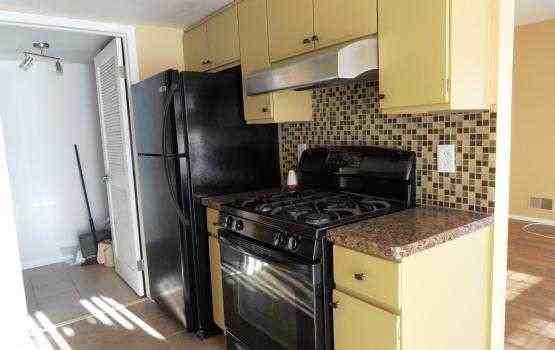 34112 Garfield Circle - Photo 2 of 12