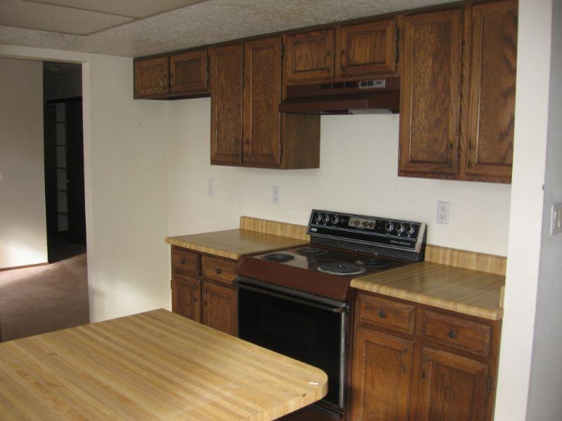 9020 Freedom Way Ne - Photo 2 of 7