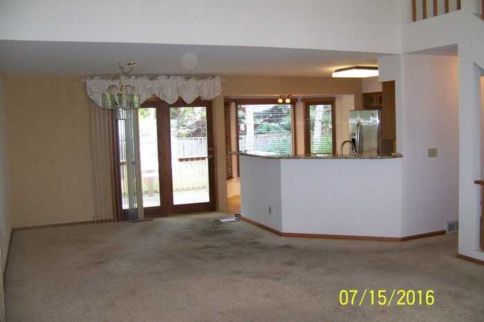 1619 Dogwood Court - Photo 3 of 15