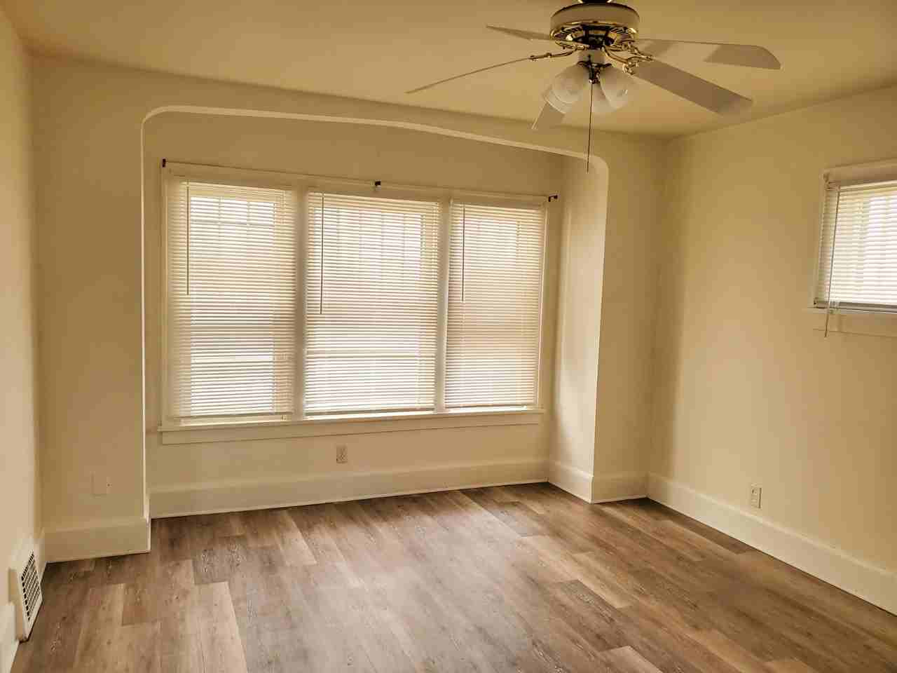 1134 Dartmouth Ave Sw - Photo 3 of 12