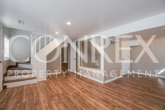 6 Castle Court - Photo 2 of 8