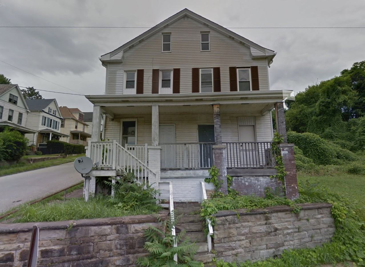 400 9th Street north, Monessen, PA 15062 2 Bedroom Apartment for 800