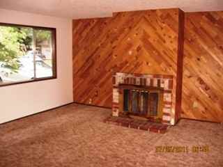 6512 SE Fern Ave - Photo 3 of 5