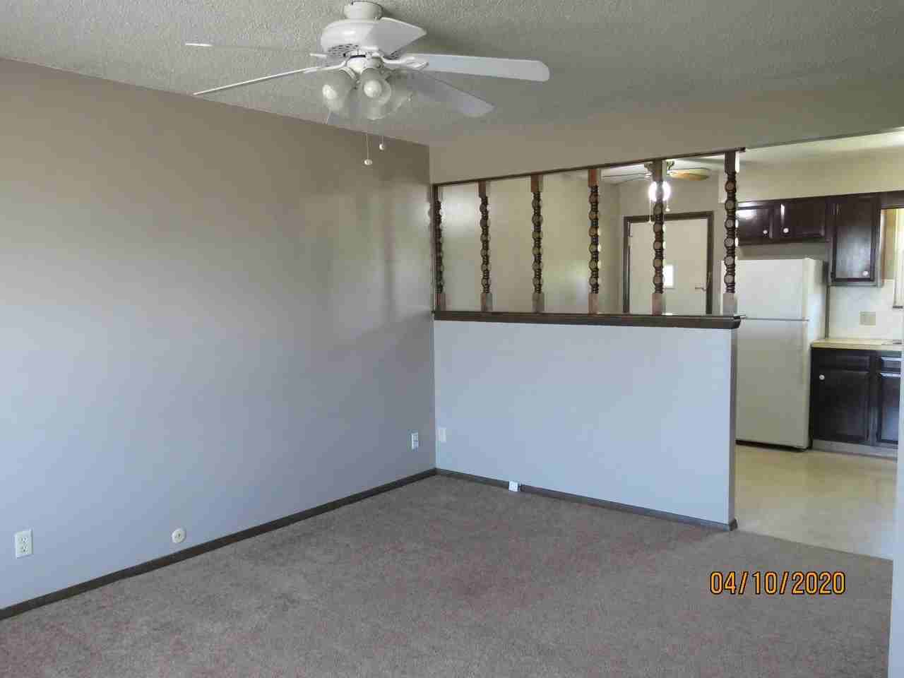 1829 Tower Cir - Photo 2 of 11