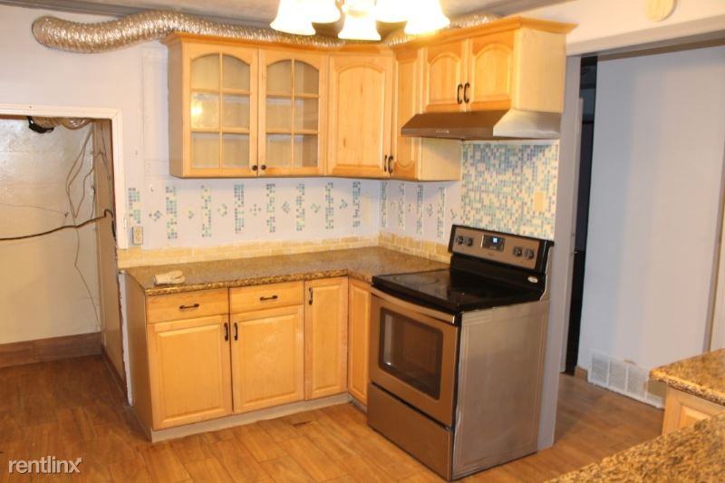 3224 Brockbank Dr - Photo 2 of 11