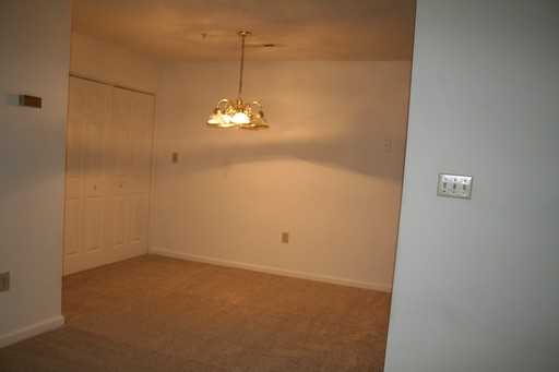 Sharon Oaks Apartments - Photo 3 of 6