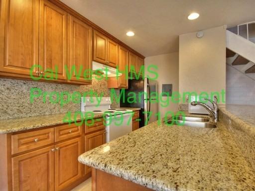 5498 Judith St #2 - Photo 3 of 10