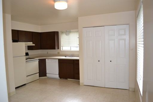 4921 S 425 W #2 - Photo 3 of 9