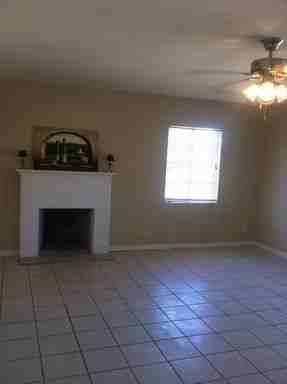 729 E Flint St - Photo 3 of 12