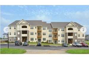 Hawthorne Gardens - Photo 2 of 5