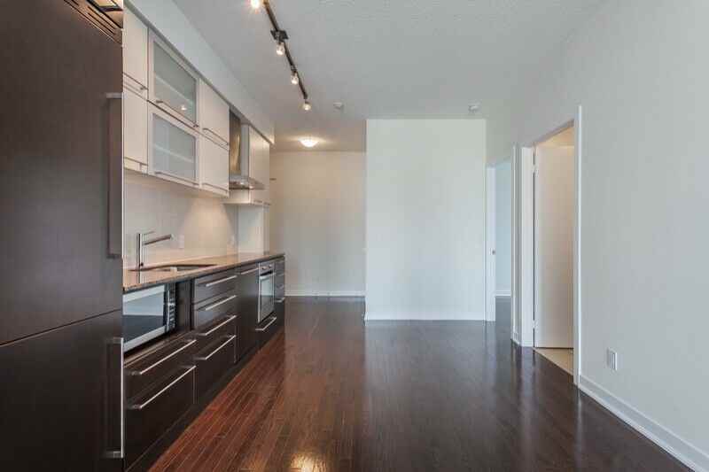 770 Bay Street #2 Bed - Photo 2 of 12