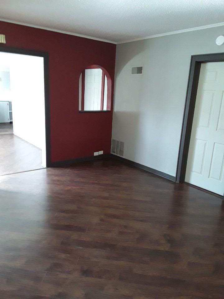 209 East Kentucky Street - Photo 2 of 19