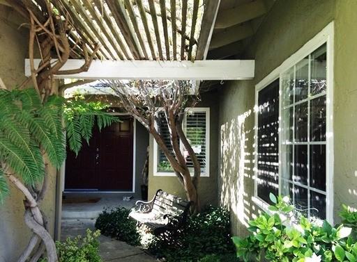 5327 Elrose Ave - Photo 3 of 20