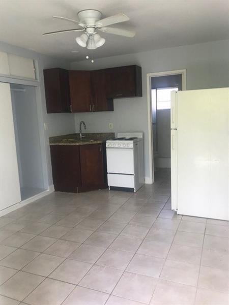 920 Northeast 40th Street #2 - Photo 2 of 5