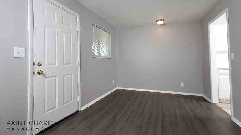 2727 North Amidon Street - 321 - Photo 2 of 28