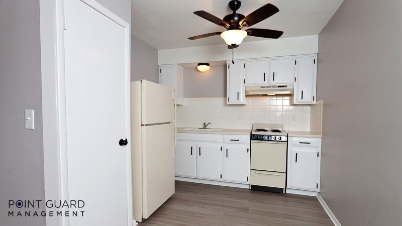 2727 North Amidon Street - 408 - Photo 3 of 25