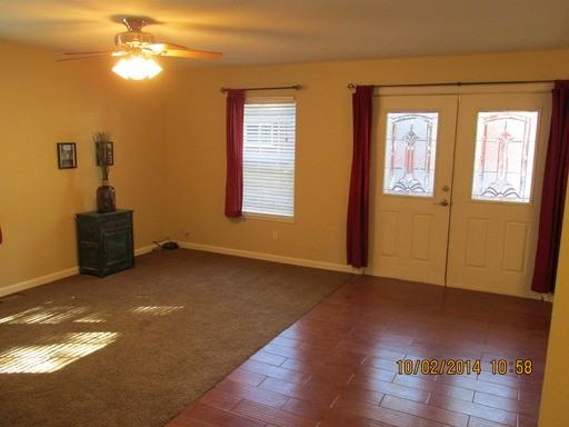 25955 Scenic Dr - Photo 2 of 21