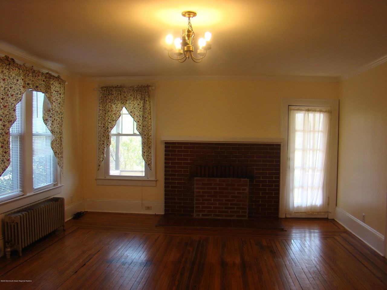 362 Kent Road - Photo 2 of 33