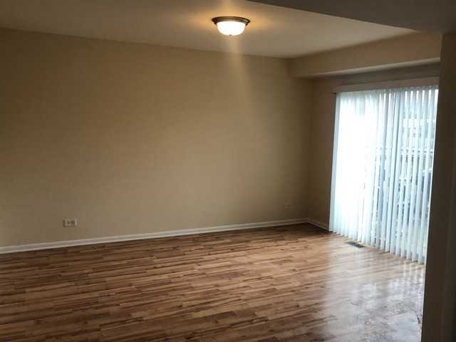 3212 Charlemagne - Photo 2 of 12