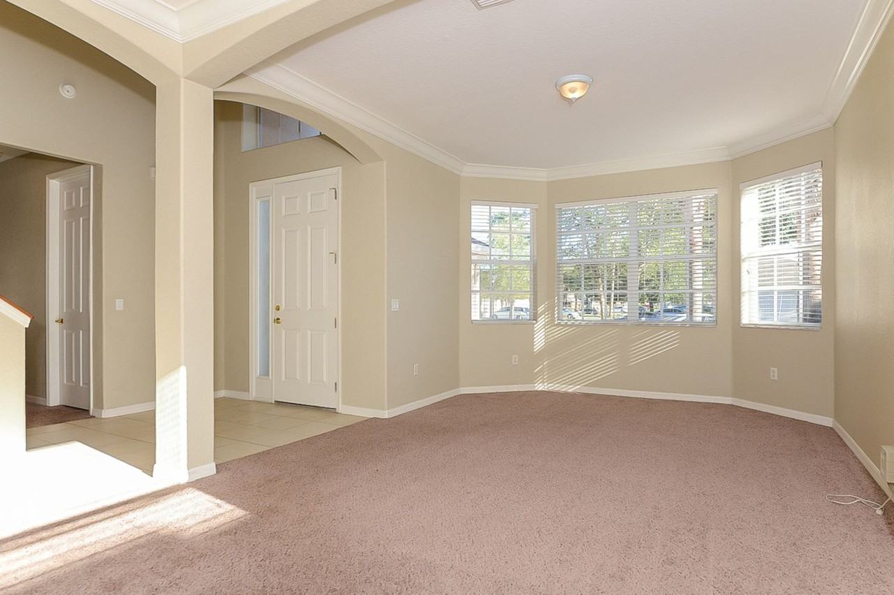 10723 Pearl Berry Loop - Photo 2 of 20