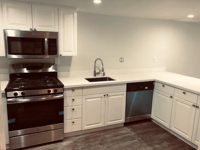 200 East 18th Street - Photo 2 of 31