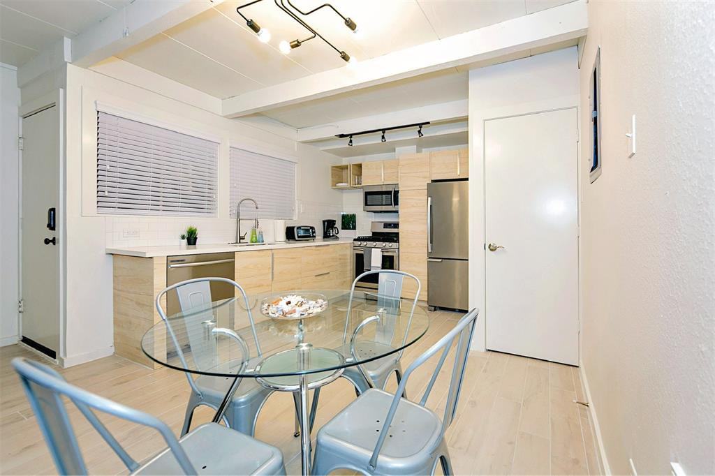 2232 Bellefontaine Street 8 - Photo 3 of 11