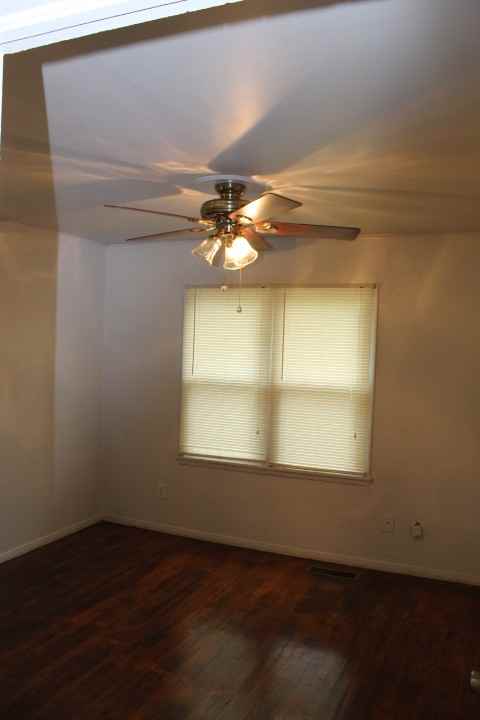 1500 Carlisle Court - Photo 7 of 11