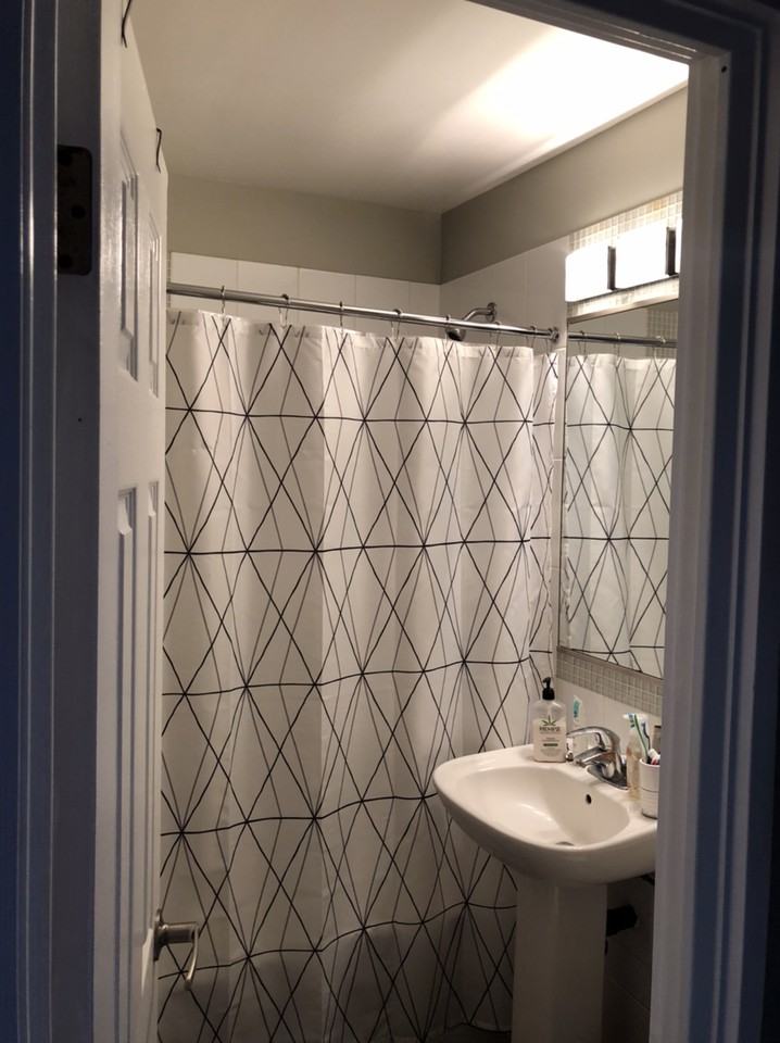 960 Archibald St - Photo 3 of 8