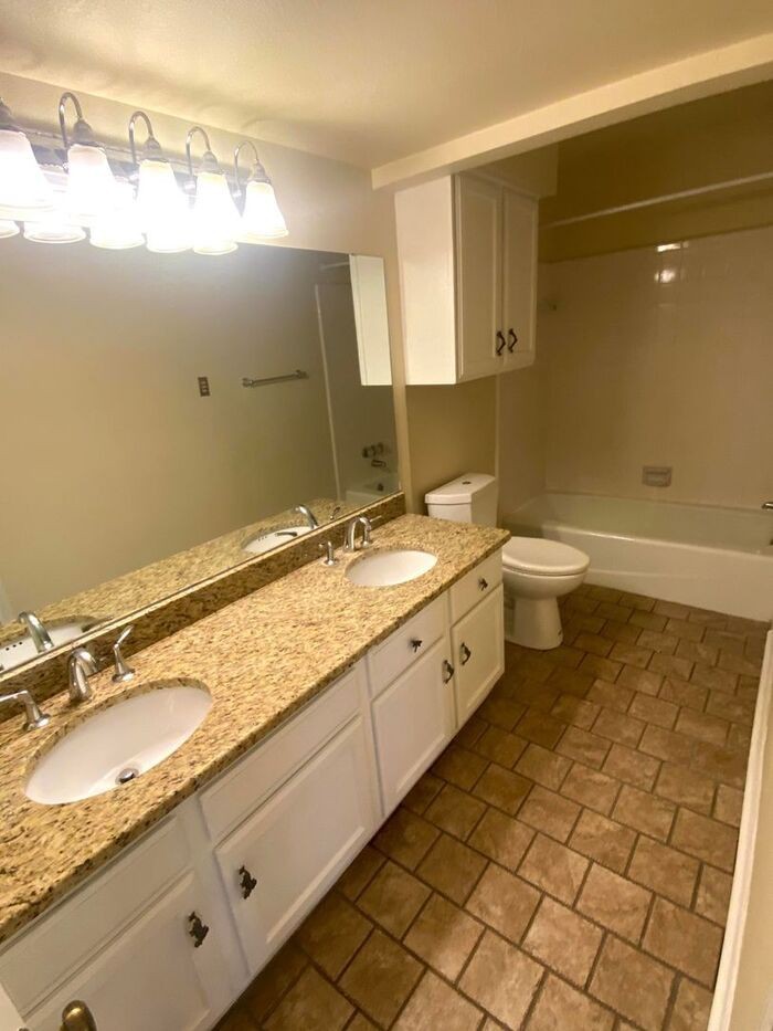 3325 Bristol Road - Photo 3 of 19