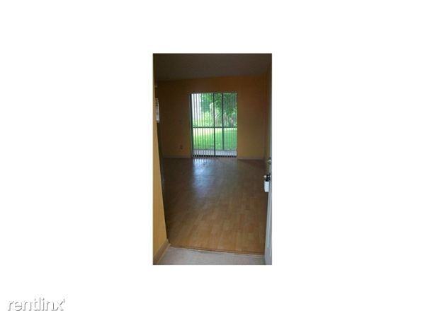 4044 NW 87th Ave - Photo 2 of 11
