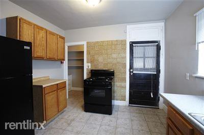 7200 S Dorchester - Photo 2 of 5