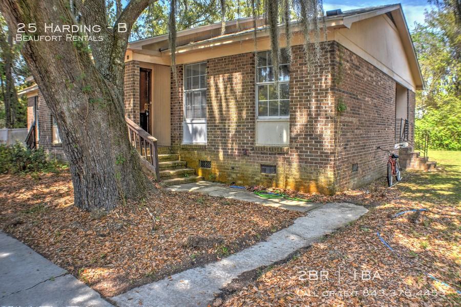 25 Harding St #B - Photo 3 of 26