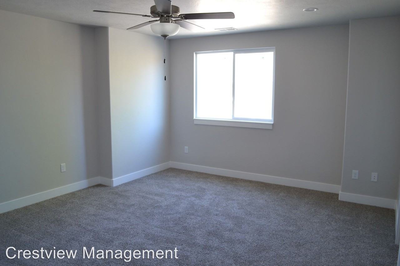 448 W Mcclellan Ct - Photo 3 of 21