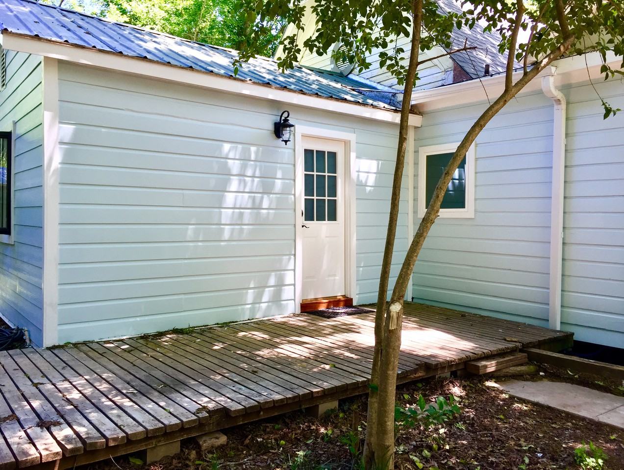 816 West Hopkins Street - Photo 7 of 8