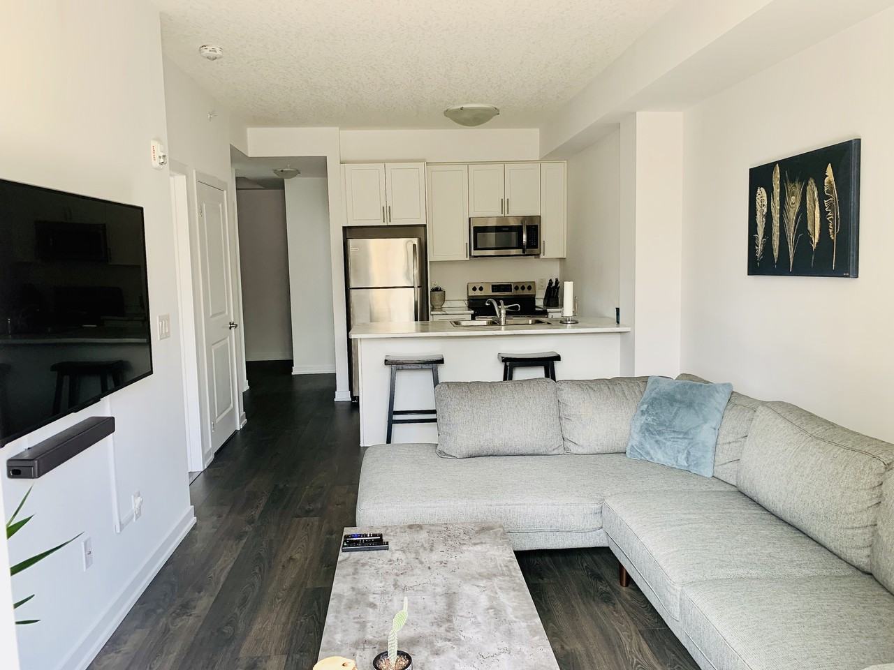 81 Robinson Street - Photo 3 of 10