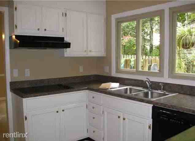 10 Anson Cir - Photo 2 of 12