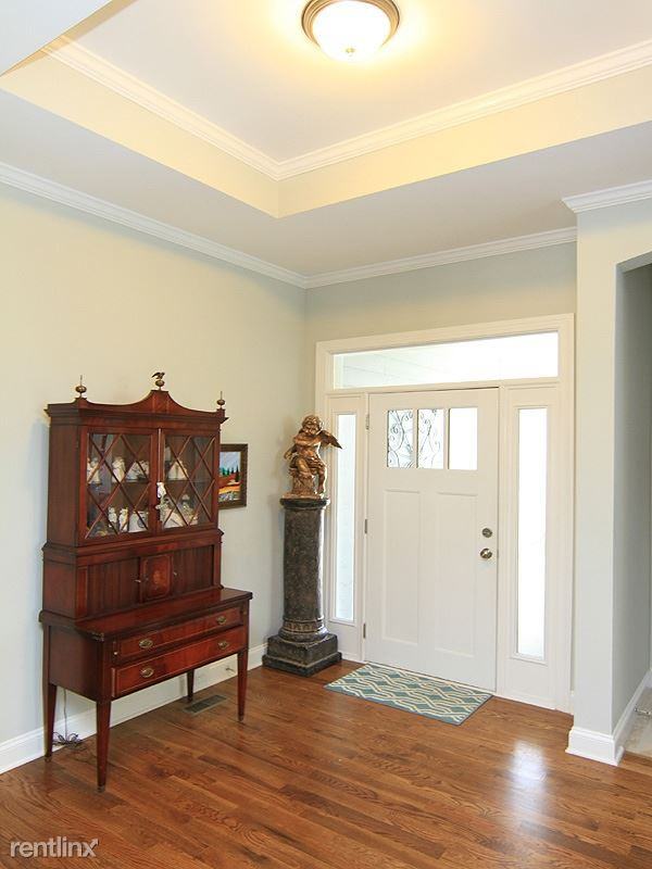 804 Ancient Oaks Drive - Photo 2 of 24