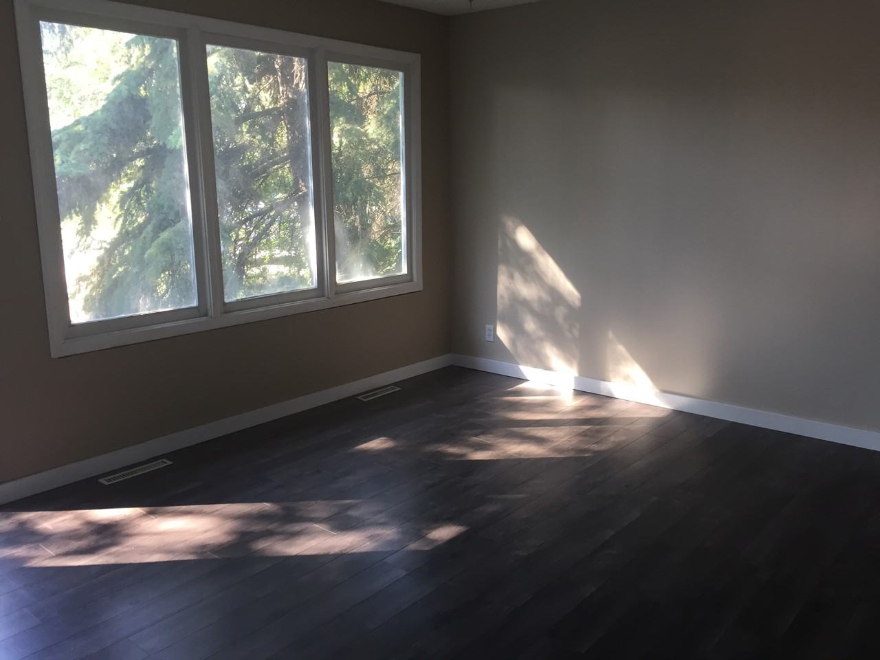 205 Eden Street - Photo 2 of 6