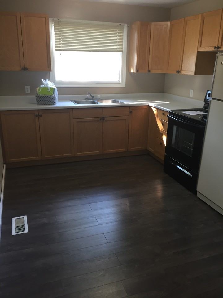 205 Eden Street - Photo 3 of 6