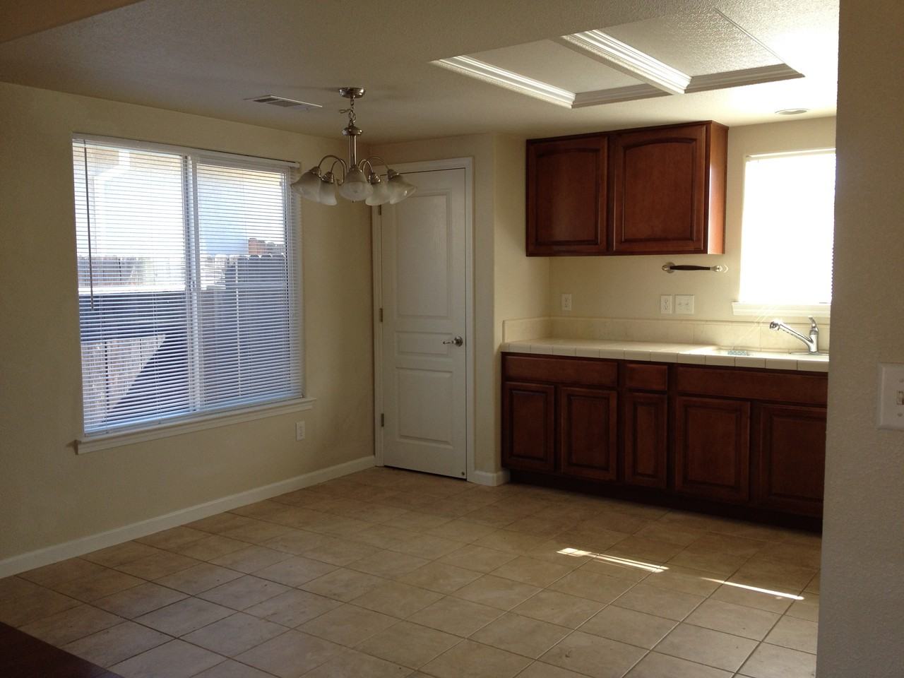 1056 Monterra Ln - Photo 2 of 3