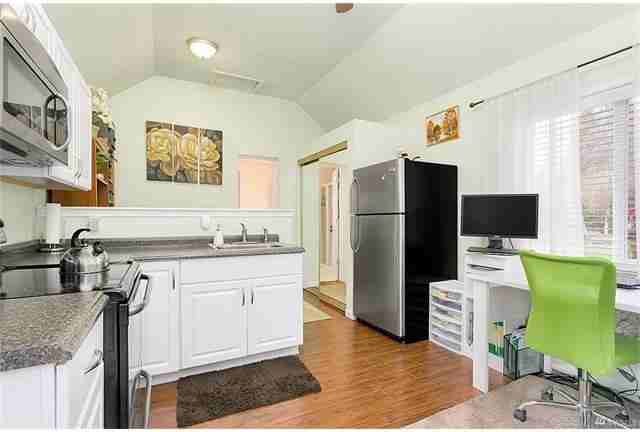 12319 Chain Lake Rd Unit A - Photo 2 of 4