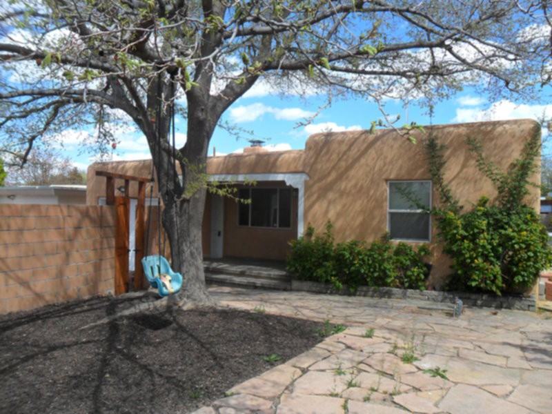 410 Wellesley Dr #Se - Photo 3 of 18