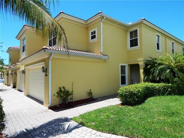 1360 Mariposa Cir 104 - Photo 2 of 17